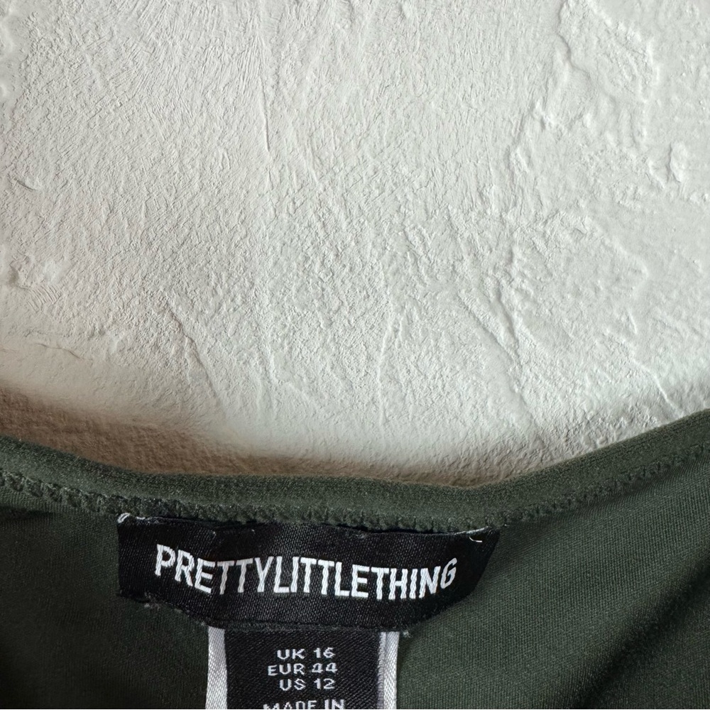 Pretty Little Thing One Piece Onesie Romper Athletic Workout Solid Green Knit - Picture 11 of 11